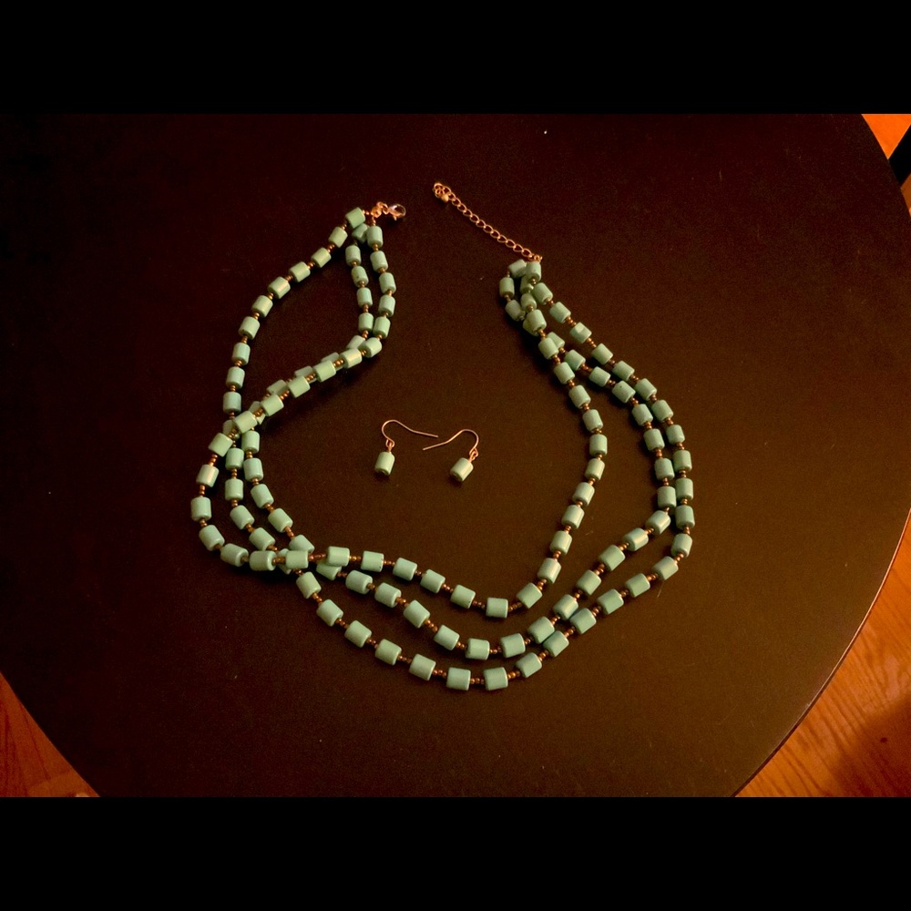 Colier et boucle d oreilles